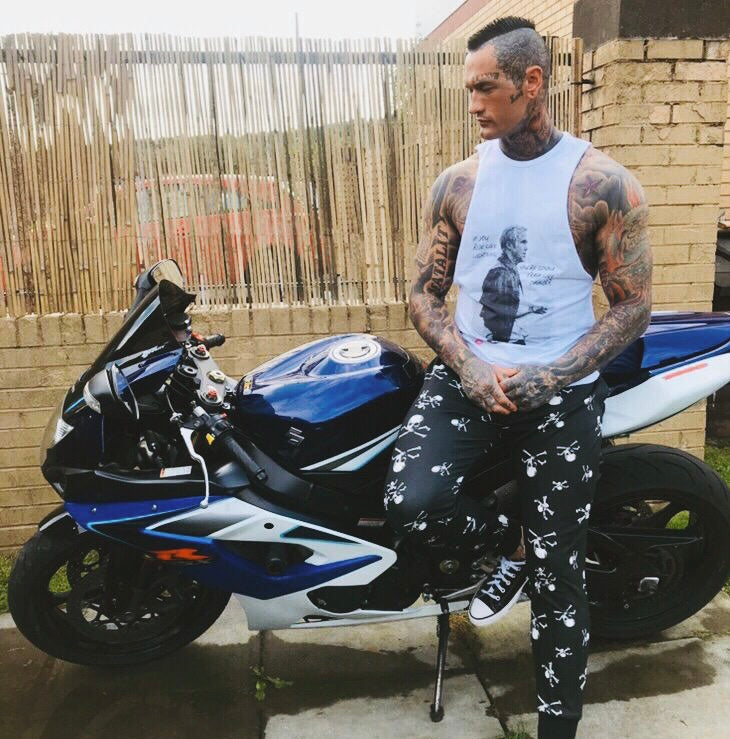 Skull Print Joggers – Inspired by Ryan Gosling in The Place Beyond the Pines