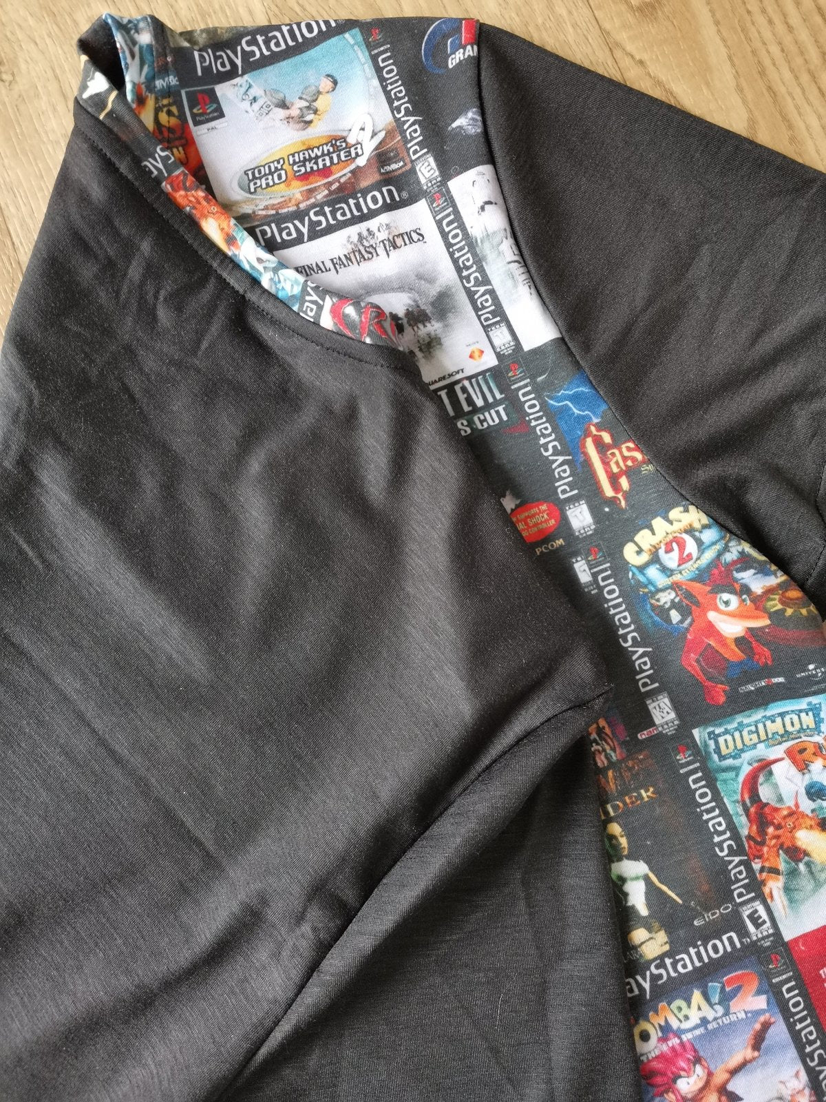 PlayStation 1 Gaming Handmade T-Shirt - PS1 Sony, gamer fan classic