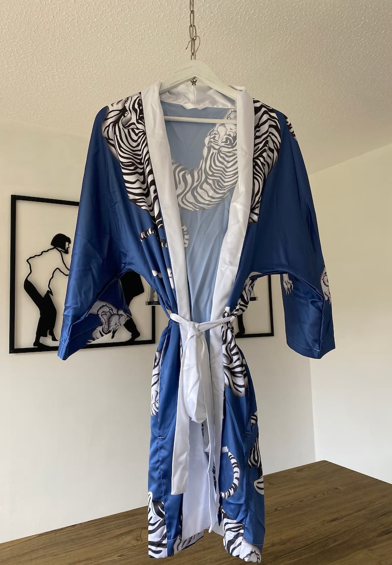 White Tiger Navy Kimono Silk Dressing Gown Knee Length Robe Villanelle