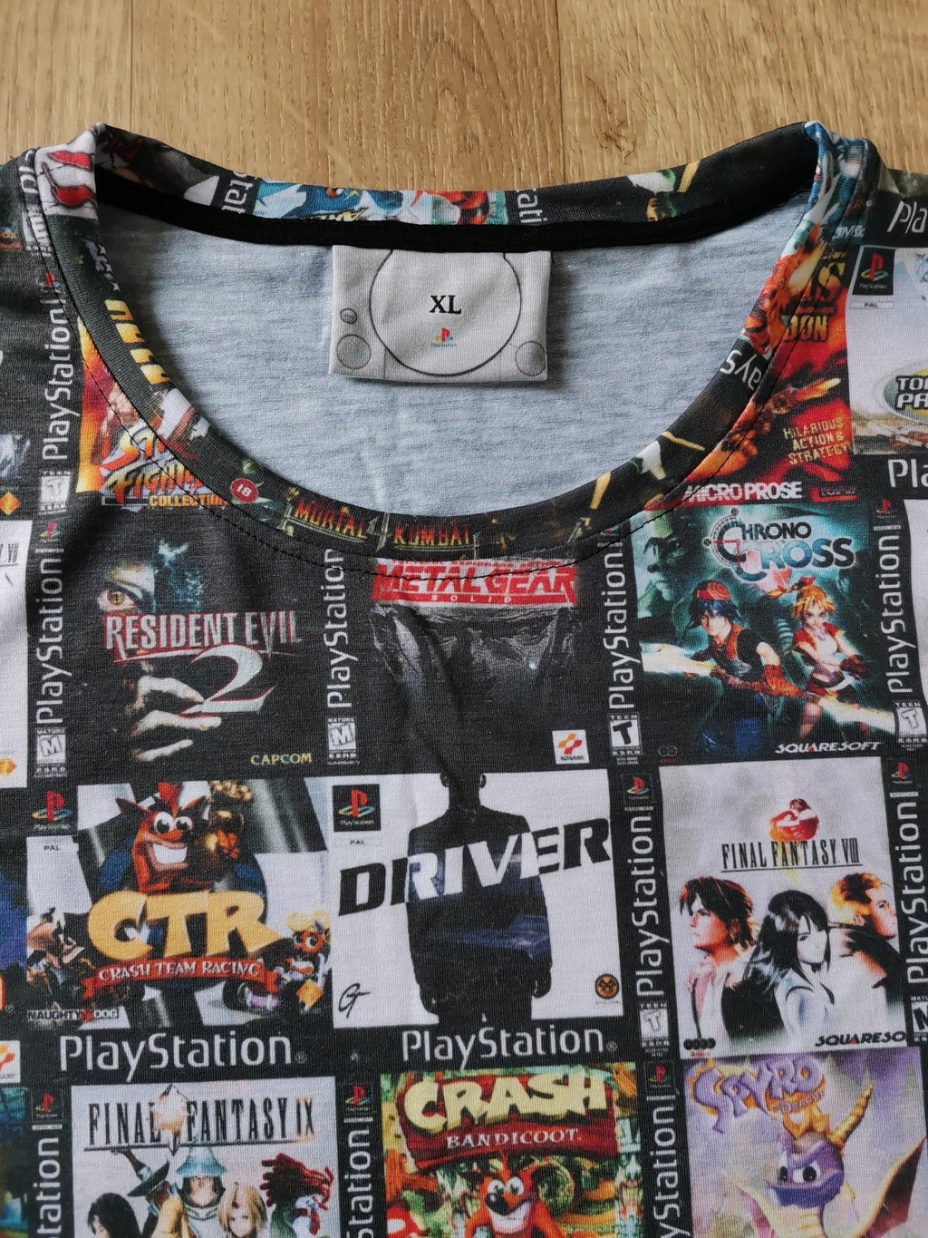 PlayStation 1 Gaming Handmade T-Shirt - PS1 Sony, gamer fan classic