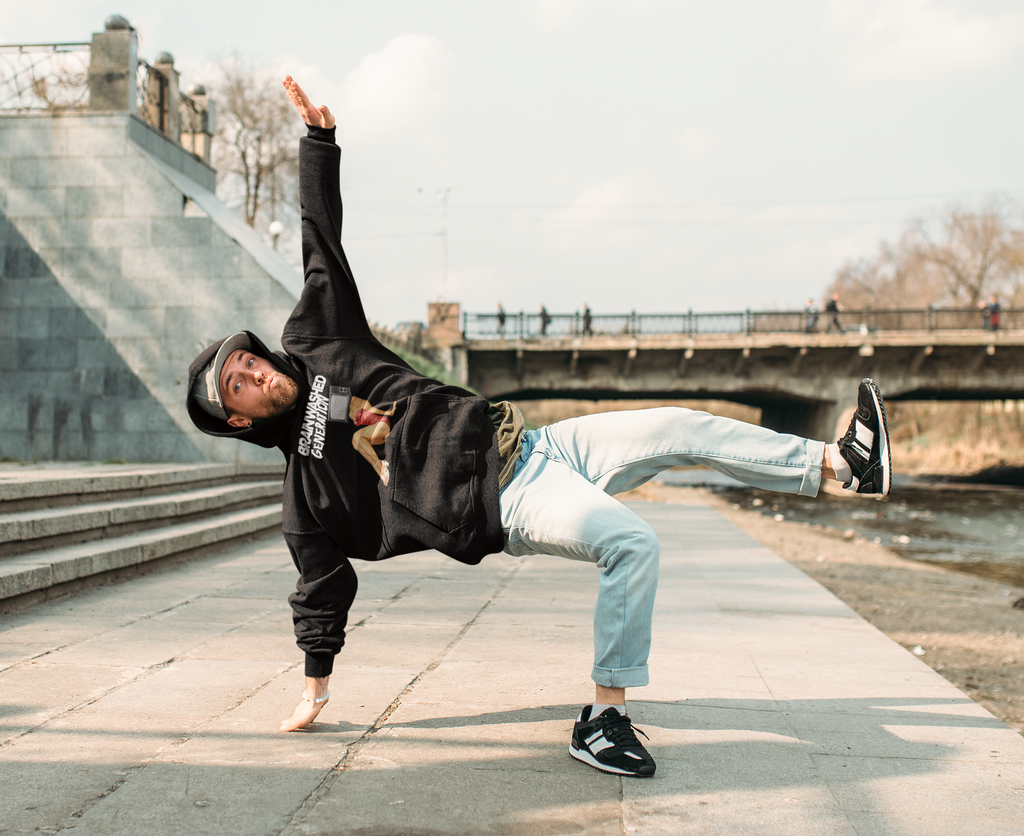 Brainwashed Generation Relaxed Fit Hoodie – Retro TV Head Pin-Up Print