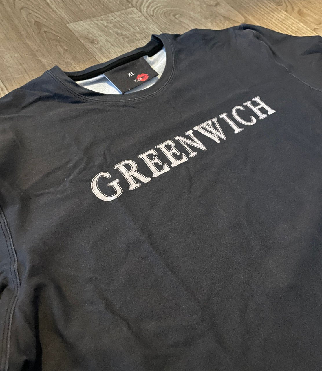 Greenwich KiSS Long Sleeved T-Shirt - New York The Village - Joey Tribbiani