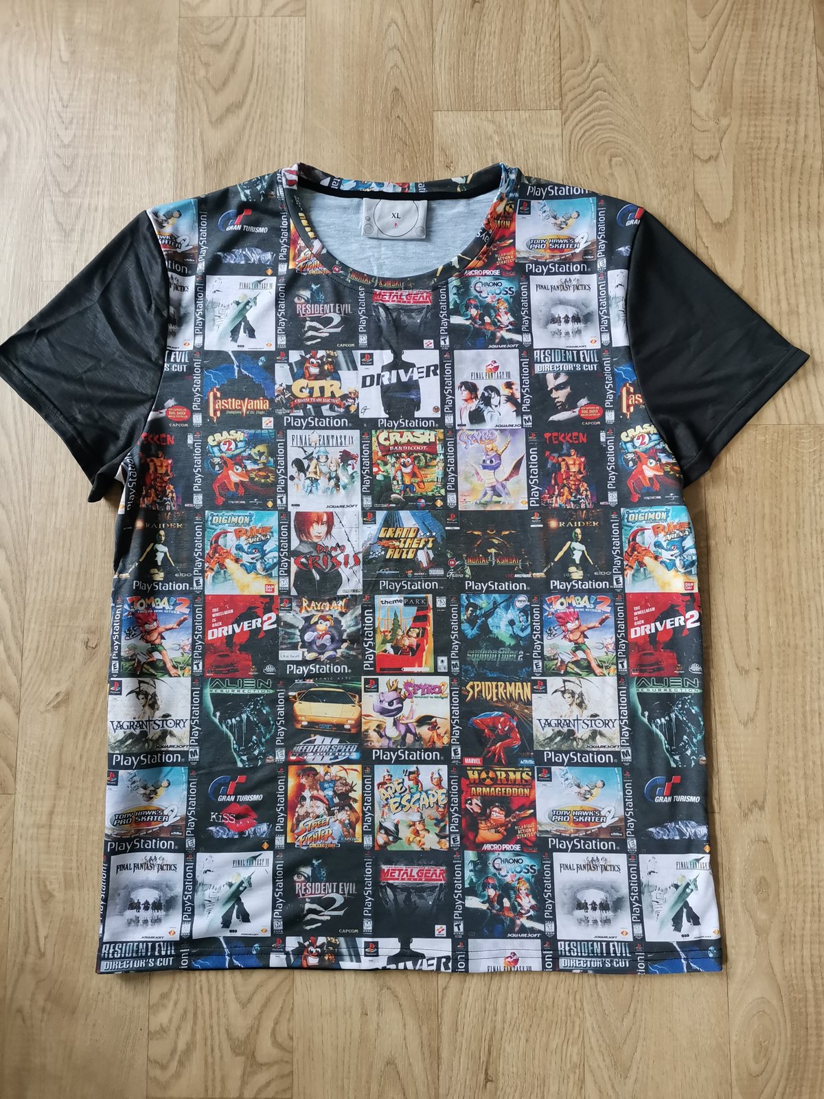 PlayStation 1 Gaming Handmade T-Shirt - PS1 Sony, gamer fan classic