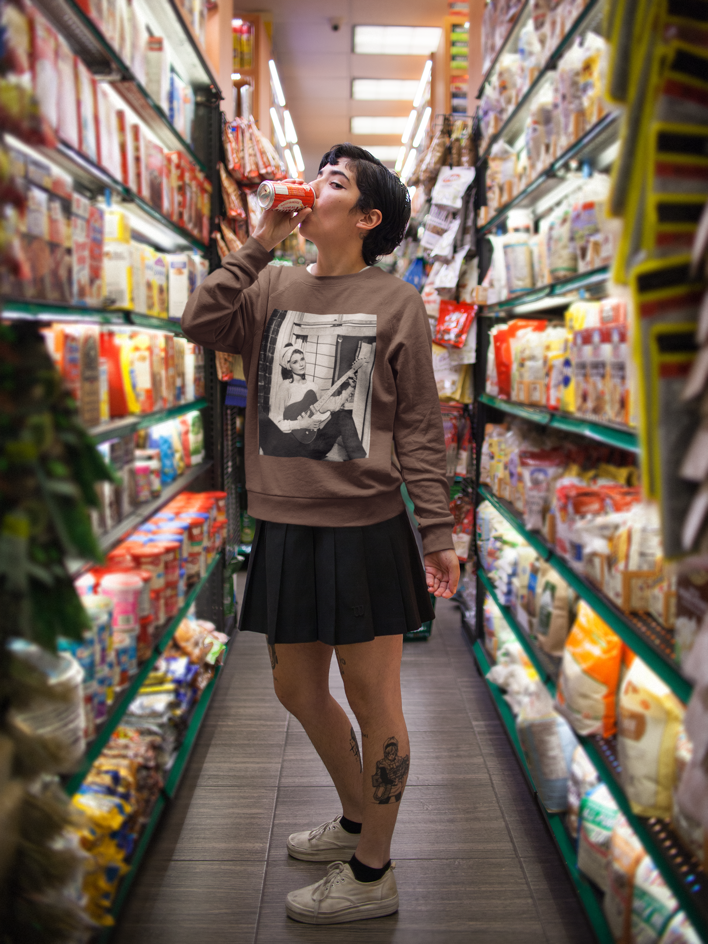 Audrey Hepburn Guitar Sweatshirt – Vintage Iconic Style