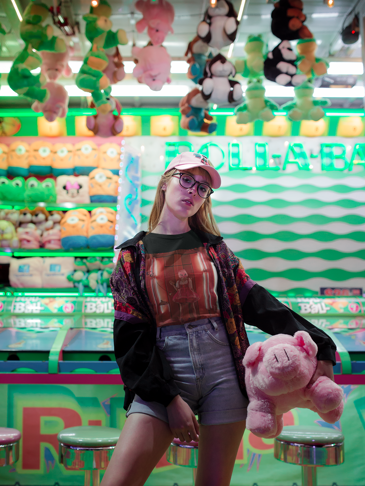 Villanelle Pig Red Light KiSS Unisex t-shirt - Jodie Comer assassin Amsterdam