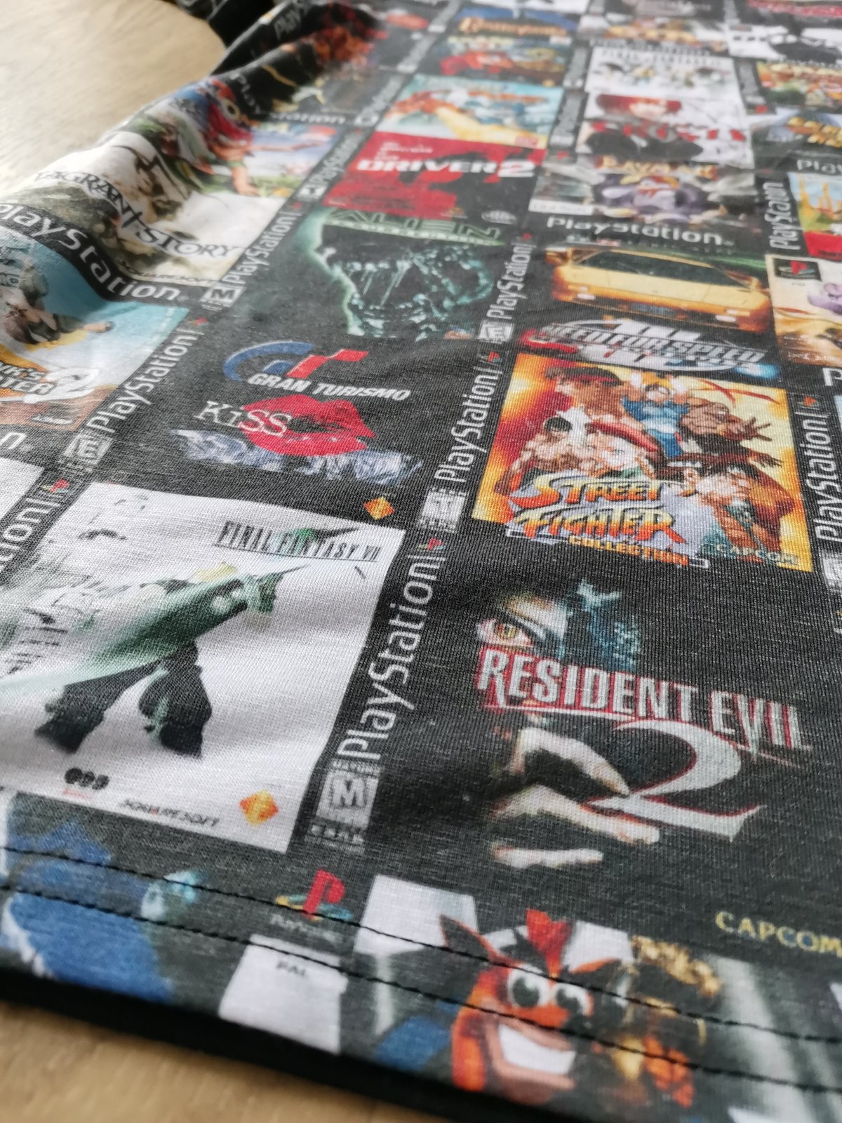 PlayStation 1 Gaming Handmade T-Shirt - PS1 Sony, gamer fan classic
